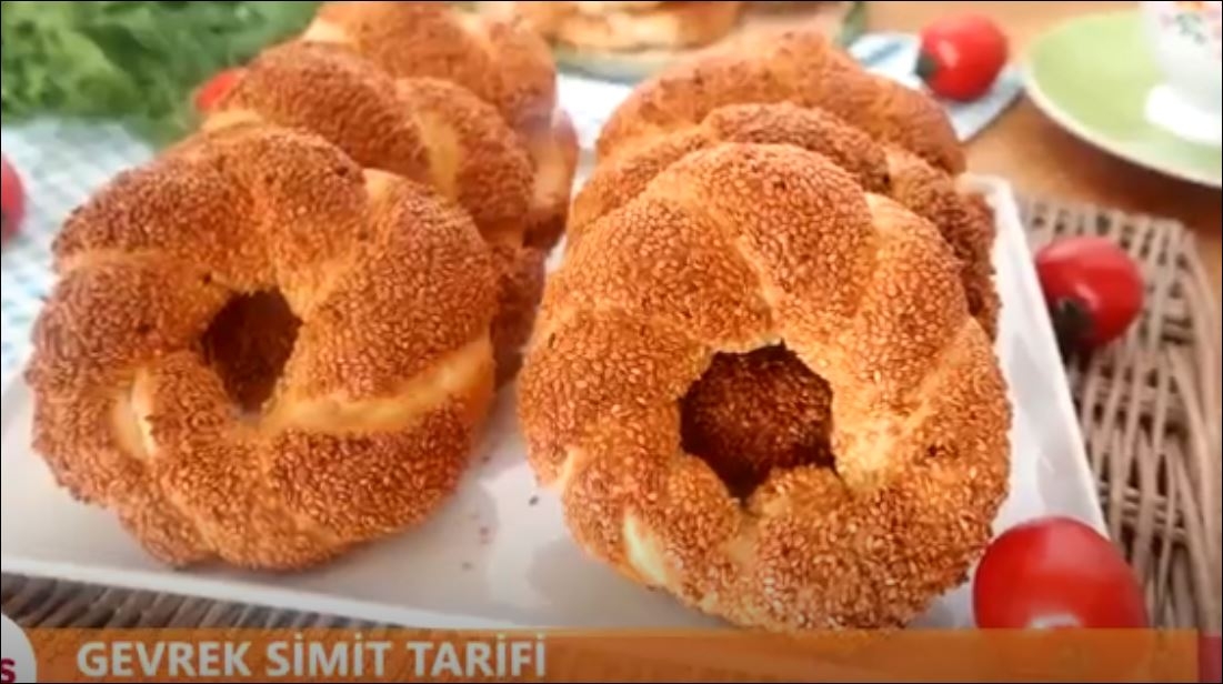 Gevrek Sokak Simidi Tarifi - Evde Simit Nasıl Yapılır 