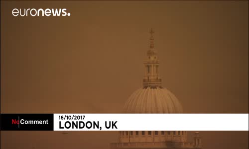 Londra'da Gökyüzü Kızılımsı Renge Büründü 