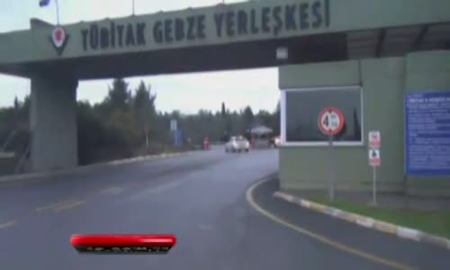 Polis Ekiplerinin TÜBİTAK’a Giriş Anı Kamerada