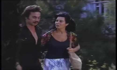 Orhan Gencebay ve Fatma Girik Sahnesi