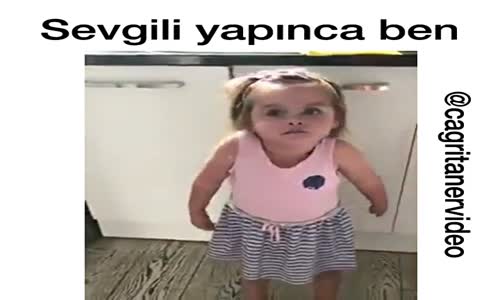 Küçük Kızın Şirinliği