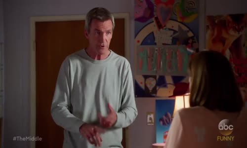 The Middle 9.Sezon 5.Bölüm Fragmanı