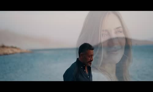 Ayla Çelik & Hakan Altun - Seviyoruz Hâlâ - (Official Video)