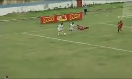 Futbol Tarihinin En Kötü Penaltısı