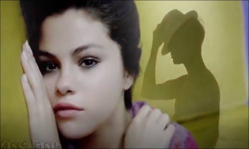 Selena Gomez - Love Me Ft. Justin Bieber