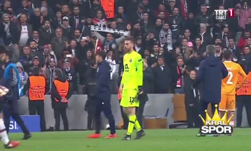 Aboubakar'ın Maç Sonu 3'lü Çektiriyor