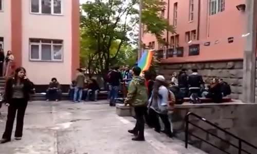 Kampüste Lgbti Öğrencinin Feministlere Vaazı - Ankara