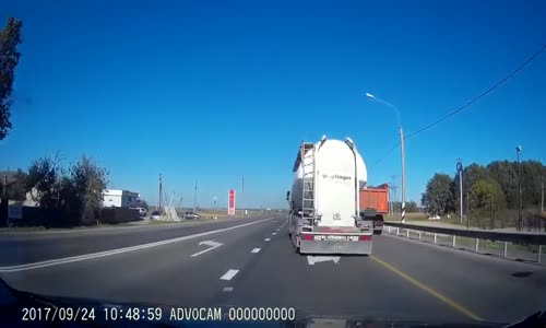 Sollama Yapan Otomobilin Önüne Direksiyon Kırınca Takla Atmasına Sebep Olan Tanker Şoförü 