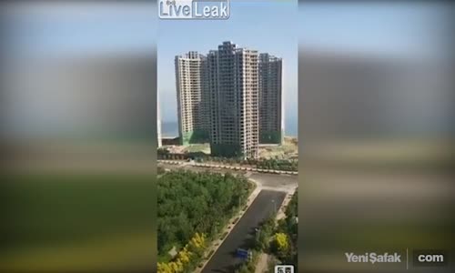 Çin'de Kalitesiz Binalar Bakın Nasıl Yıkıldı