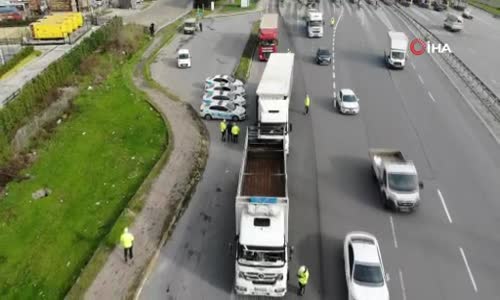 Kar alarmı verilmişti, polislerin kış lastiği denetimi havadan görüntülendi