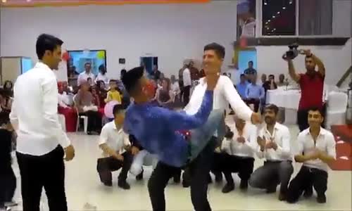 Çilli Bom Dansında Zirve Yapan Genler