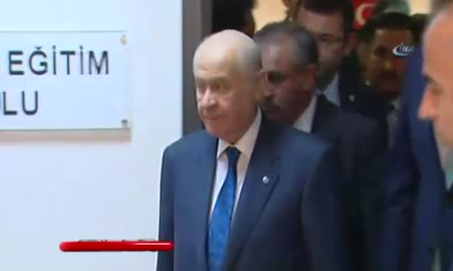 Devlet Bahçeli Erdoğan'ın Yanındayız 