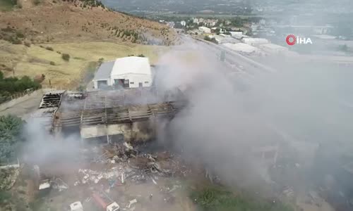 Tokat’ta AVM Yangını Kontrol Altına Alındı, Zarar Büyük