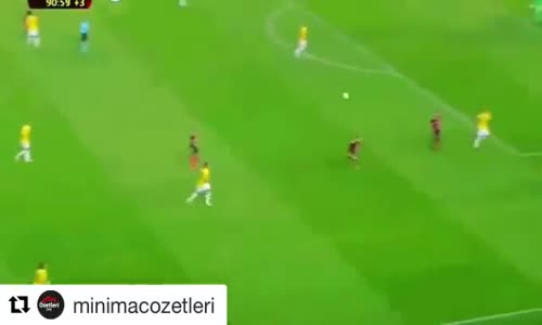 Mehmet Topal'ın Kendi Kalesine Gol Atması