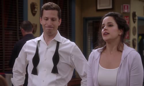 Brooklyn Nine-Nine 5. Sezon 22. Bölüm Fragmanı