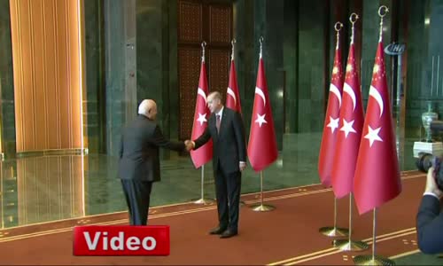 Erdoğan Külliye'de Tebrikleri Kabul Etti