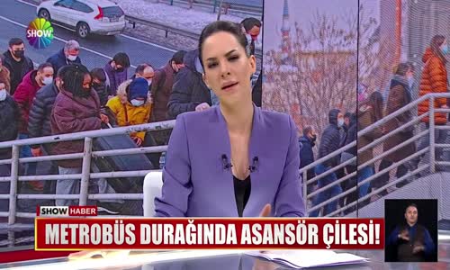 Metrobüs Durağında Asansör Çilesi