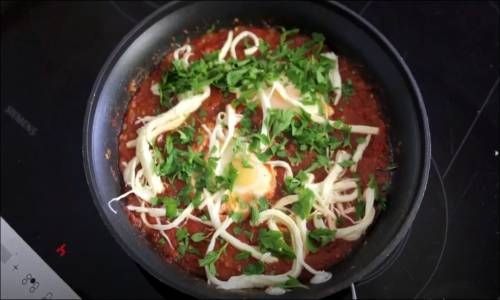 Meksika Kahvaltısı (Huevos Rancheros) Tarifi 