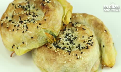 Pırasalı Havuçlu Gül Böreği Tarifi  Börek Tarifleri 