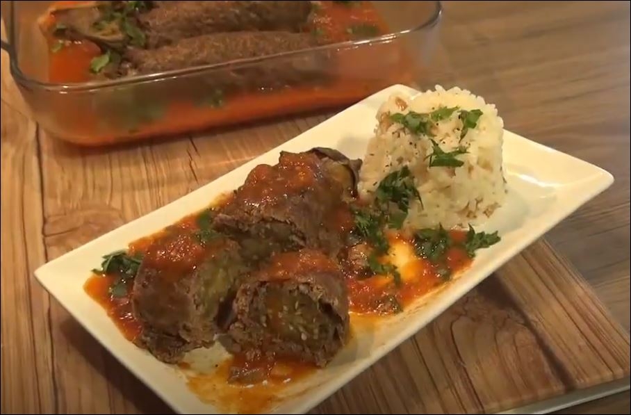 Köz Patlıcanlı Köfte Sarma Yemeğinin Tarifi