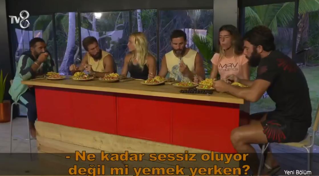 İletişim Oyununu Kazanan Takım Ödülün Keyfini Çıkardı 83. Bölüm Survivor 2018