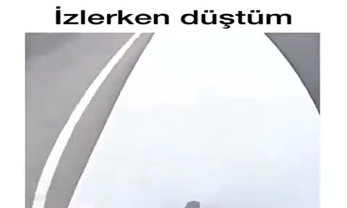 İzlerken Düştüm