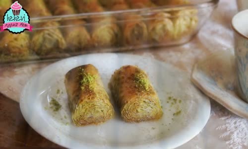 Fıstıklı Sarma Baklava Tarifi