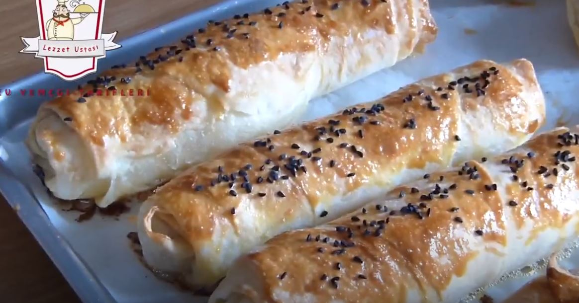 Kıymalı Rulo Börek Tarifi Börek Nasıl Yapılır Yufka Börek Tarifi 