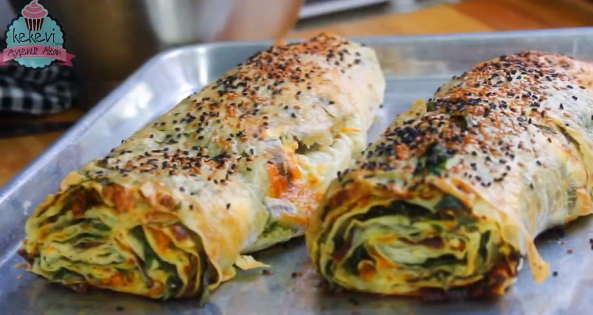 Üç Renkli Börek Tarifi