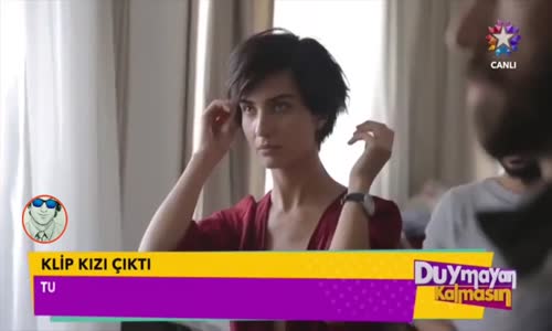 Tuba Büyüküstün En Büyük Rakibi Beren Saatin Eşi Kenan Doğulunun Klibinde!