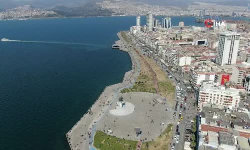 İzmir’de Hava Isındı Vatandaşlar Kordonboyu’na Akın Etti 