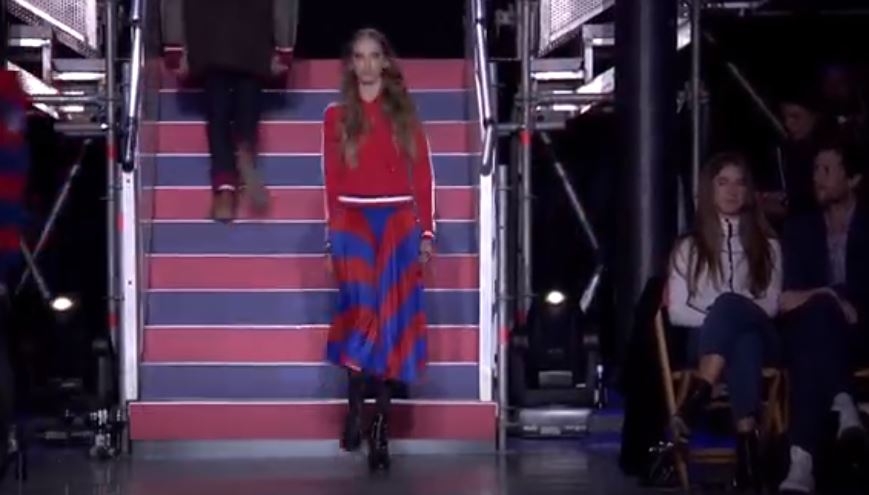 Tommy Hilfiger 2017 2018 Sonbahar Kış Londra Moda Defilesi  