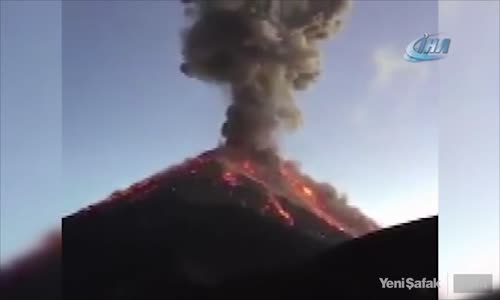 Guatemala'da Yanardağ Patladı: 25 Ölü Yüzlerce Yaralı