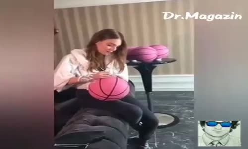 Elçin Sangu, Pembe Topla Dev Maçın Hava Atışını Yaptı