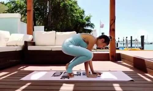 Şeyma Subaşı Yoga Tıme