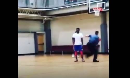 Arkadaşına Fake'in Kralını Yedirip Basket Atan Genç