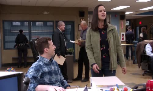 Brooklyn Nine-Nine 5. Sezon 21. Bölüm Fragmanı