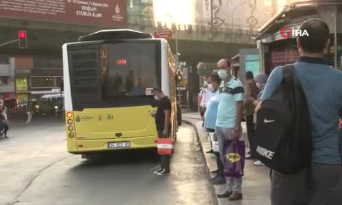 Bayram bitti mesai başladı, Megakent trafikle güne uyandı