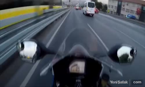 İşte Trafik Canavarı Motosikletli Maganda