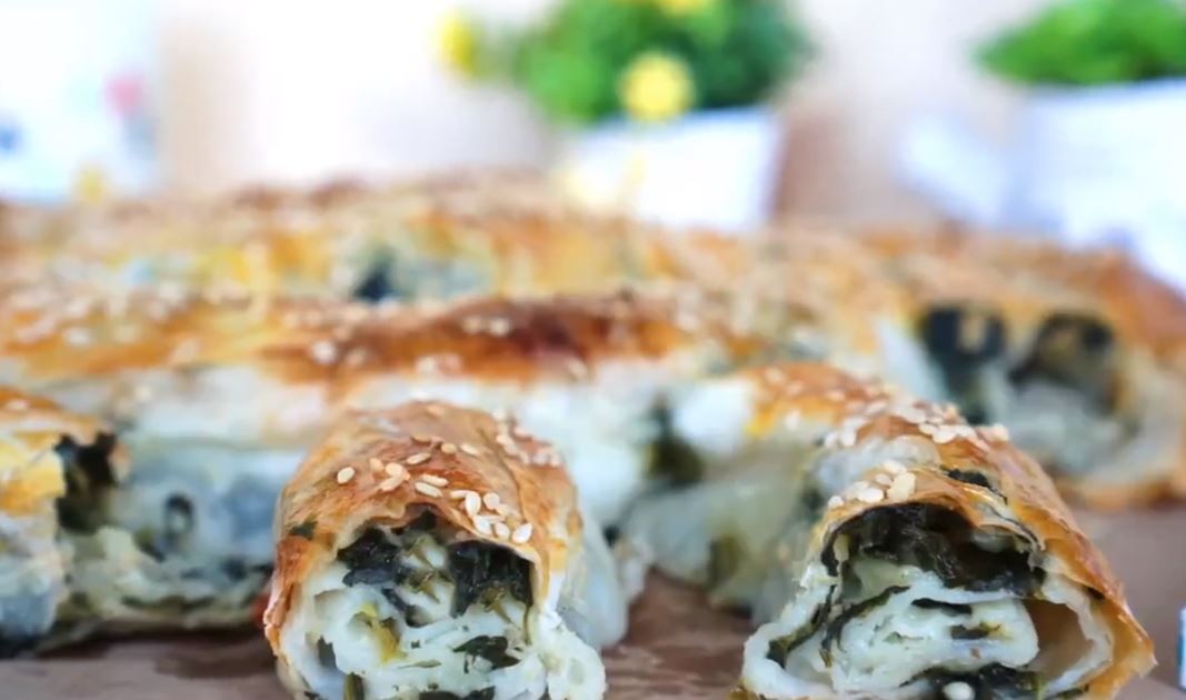 Ispanaklı Börek Tarifi 