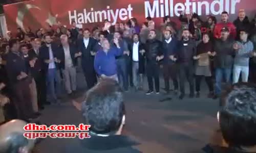 Cumhuriyet Gazetesi Önünde Böyle Nöbet Tuttular