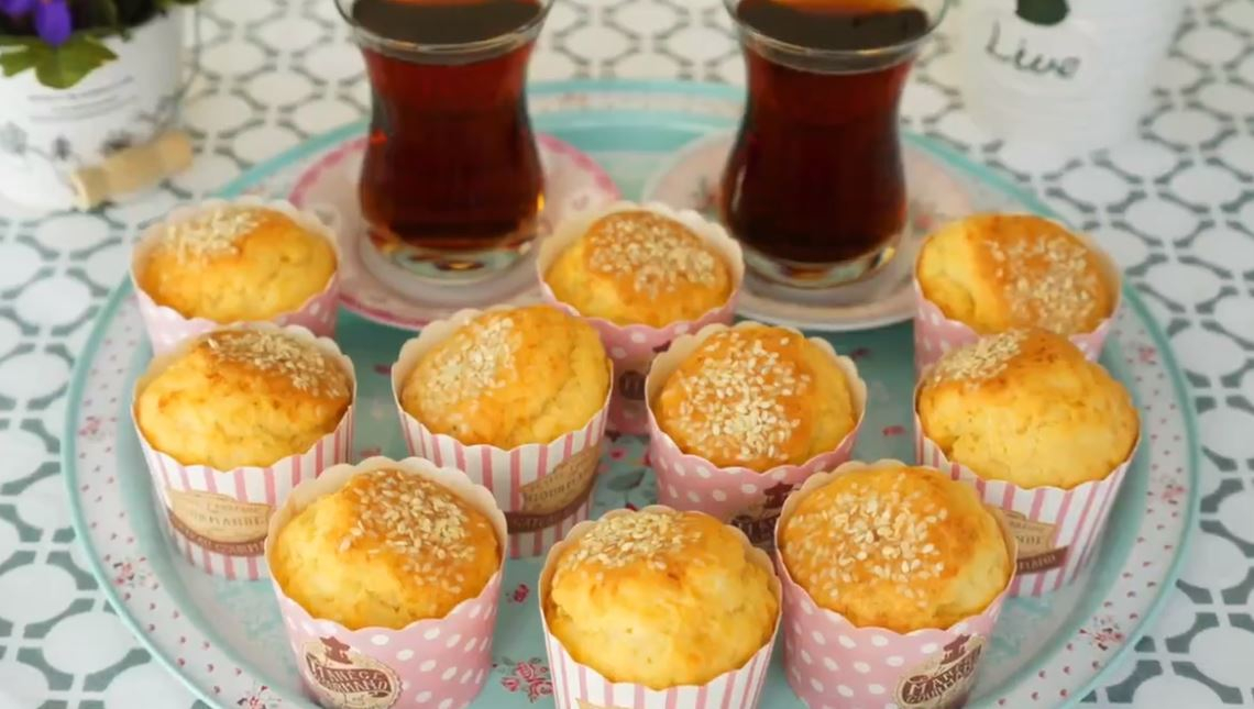 Peynirli Muffin Tarifi 