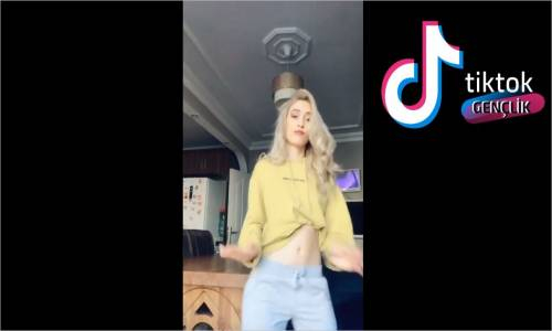 Türk Kızlardan Müthiş Danslar TikTok Videoları