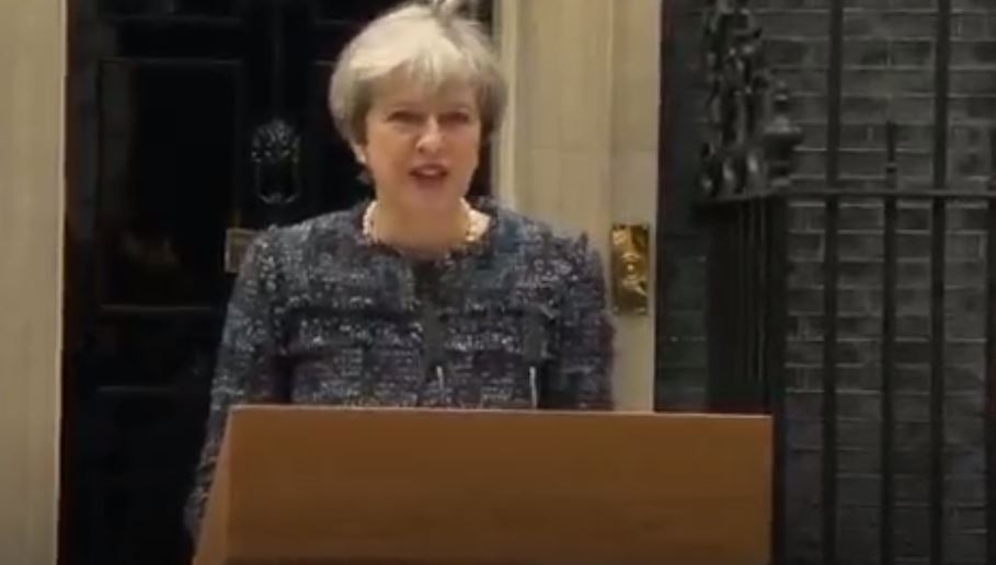 İngiltere Başbakanı Theresa May Buckhingam Sarayı'nda 