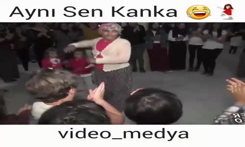 Düğünde Döktüren Kız