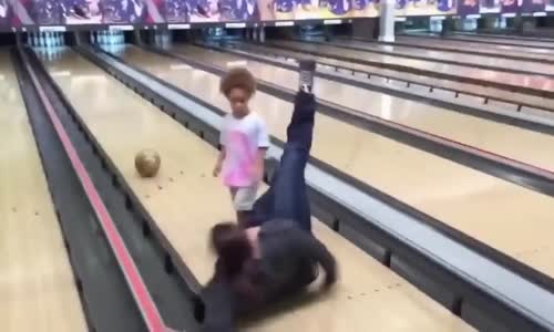 Bu zalim tehlikeli bowling