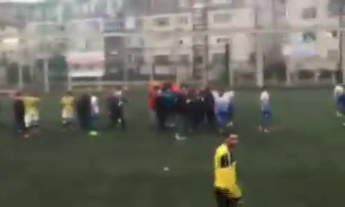 Amatör Maç Sonrası Futbolcuların Tekme Tokat Kavga Etmesi