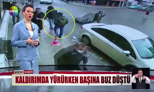 Kaldırımda yürürken başına buz düştü 