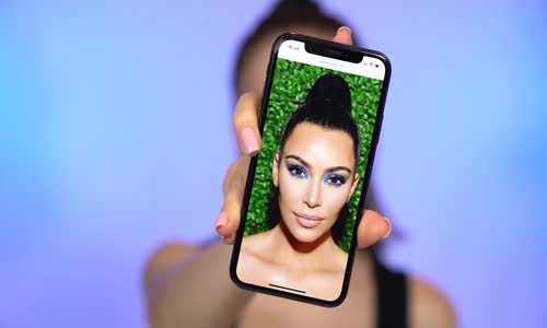 Duygu Özaslan Kim Kardashian Makyajı Mavi Dumanlı Gözler