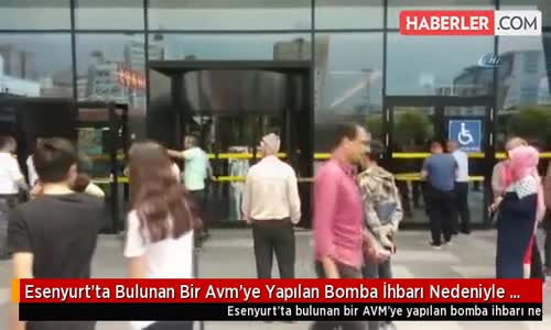 Esenyurt'taki AVM'de Bomba Alarmı